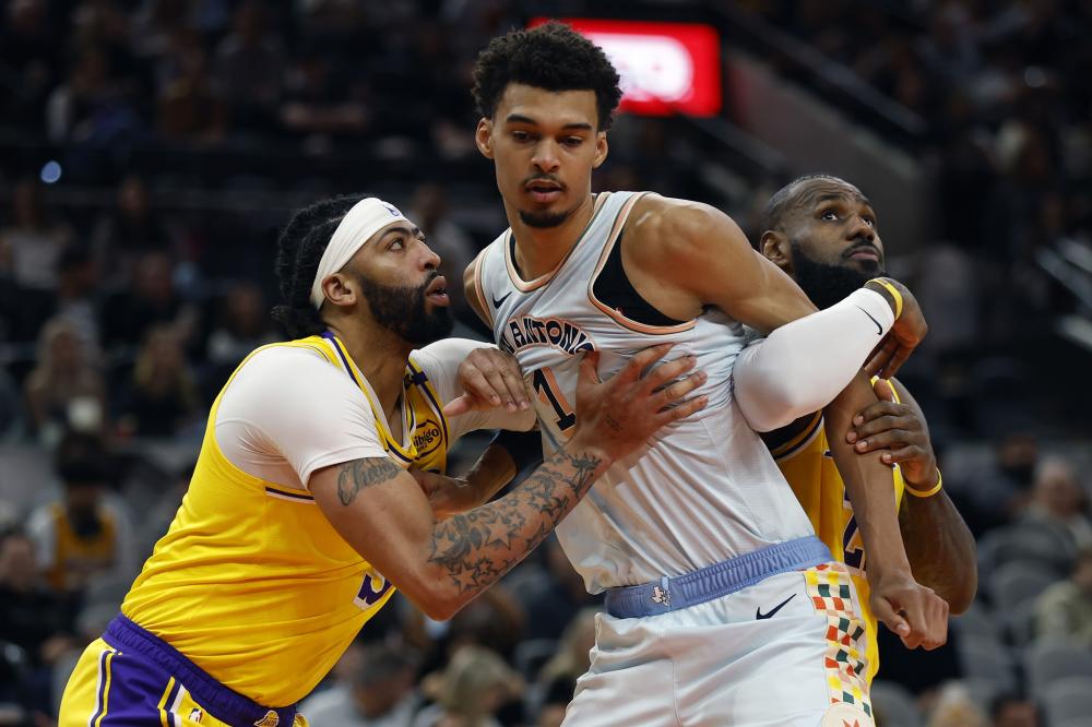 他对对手的 他对对手的