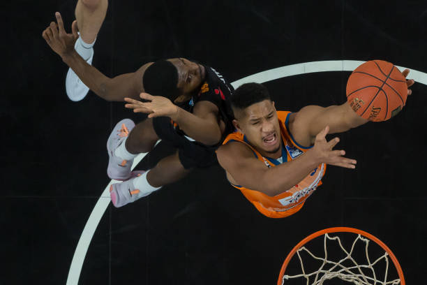 依靠强大的 依靠强大的